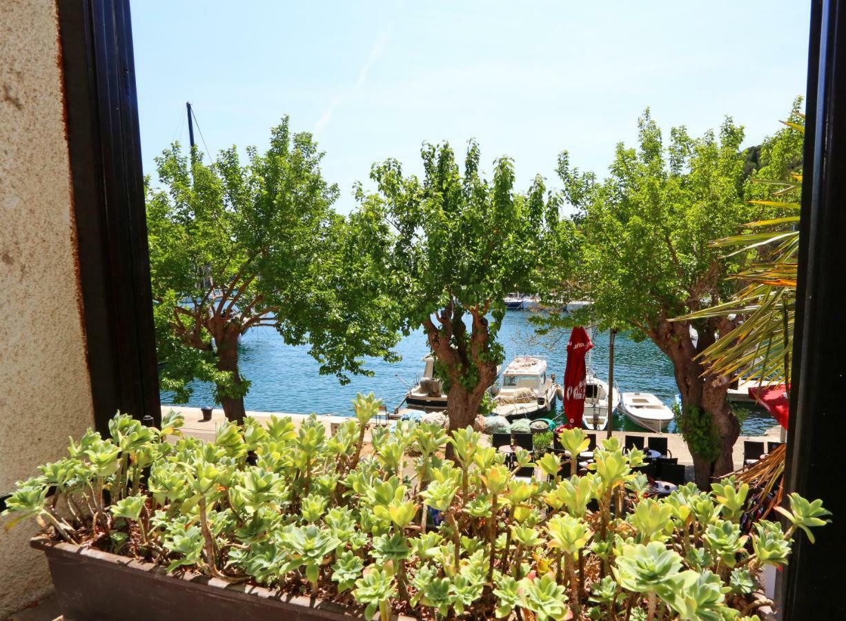 Wine Garden Rooms Skradin Luaran gambar