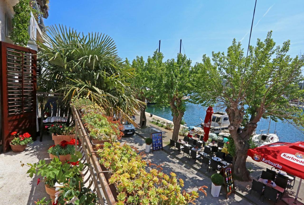 Wine Garden Rooms Skradin Luaran gambar